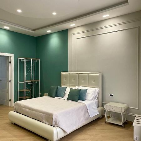 M&M Guest House Ercolano Bagian luar foto