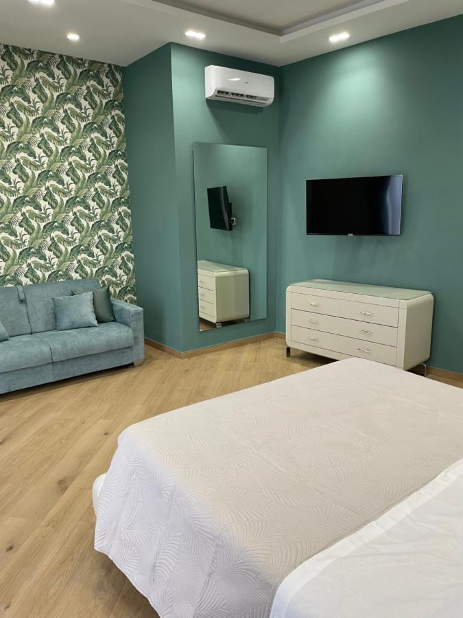 M&M Guest House Ercolano Bagian luar foto